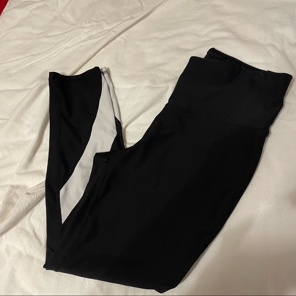 Xersion Fitted Crop Pants
